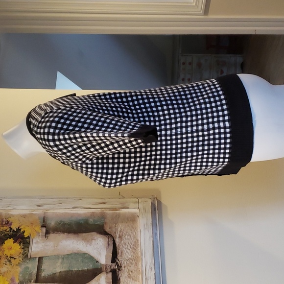 Christopher & Banks Sweater - Picture 5 of 11